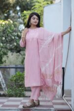 Festive Woven Gold Banarasi-Style Salwar Kameez Set in Deep Light Pink - Image 2