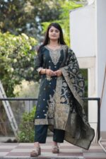 Festive Woven Gold Banarasi-Style Salwar Kameez Set in Deep Emerald Green