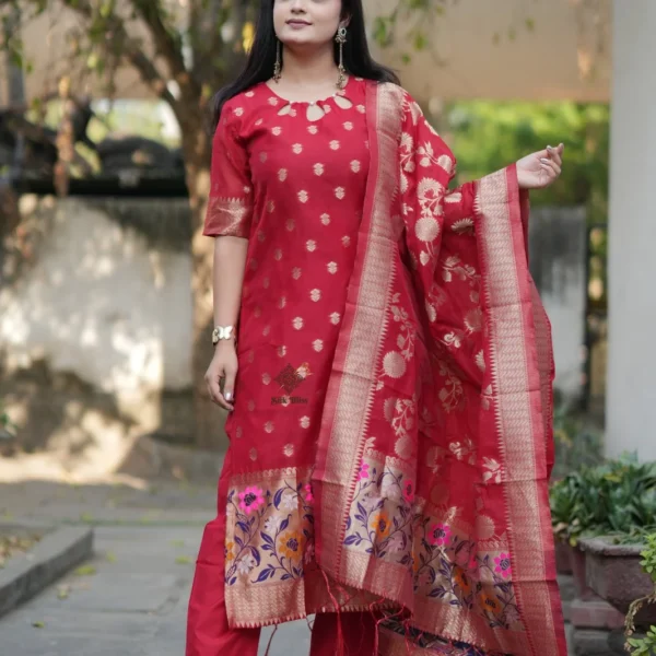 Woven Cotton Kurta Set with Dupatta – Lightweight Daily Wear | SilkBliss Fashion