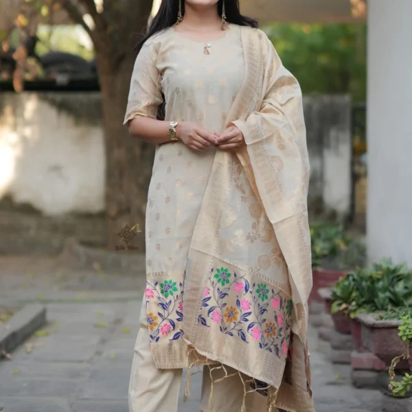 Women Ethnic Motifs Regular Pure Cotton Kurta with Trousers & With Dupatta